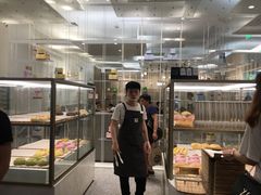 面包甜点陈列柜-奈雪的茶(市百一店)