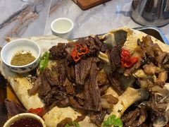 -百姓食府(秦虹路店)