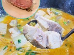 蝗鱼-老刘生态大鱼坊铁锅炖鱼(赛马场店)