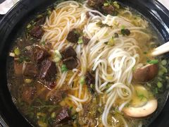 -花溪巷牛肉粉(泉城路店)