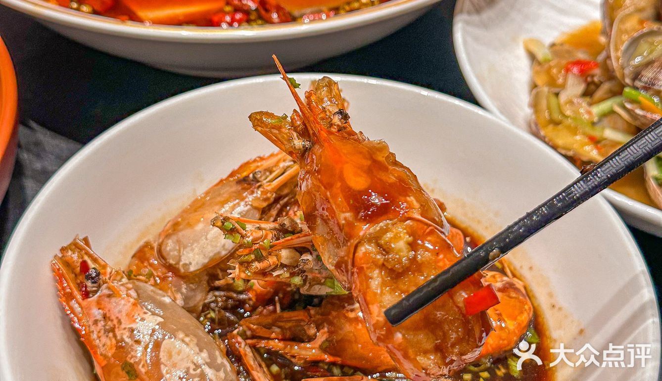 武汉天天坐满的小店，连吃了三天….