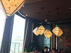 大堂-云海肴·汽锅鸡·云南菜(天山百盛优客店)