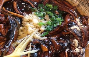 Suzhou-style Oil-Infused Eel Strips