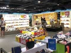 -东荟城名店仓
