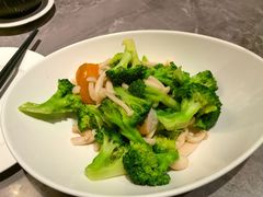 -吕氏焗小鲜•海鲜青岛菜(总店)