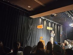 -喜剧部落脱口秀(三里屯店)