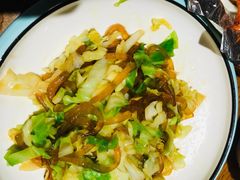 -东来菜馆•手抓海鲜家常菜•海鲜锅贴(鸽子窝店)
