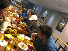 -BHC炸鸡(明洞总店)