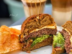 -潮一不贰·法式甜品·生日蛋糕·西式简餐(外滩店)