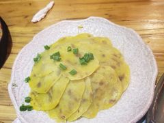 郁山三香-郑件洋芋饭庄