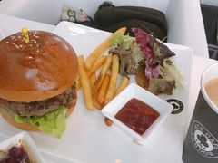 英式牛肉汉堡-车谷小镇