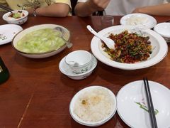 -湖南人家湘菜馆(镇江路店)