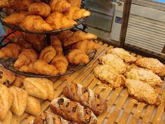 -Dough&Joe团憩(瑞虹天地月亮湾店)