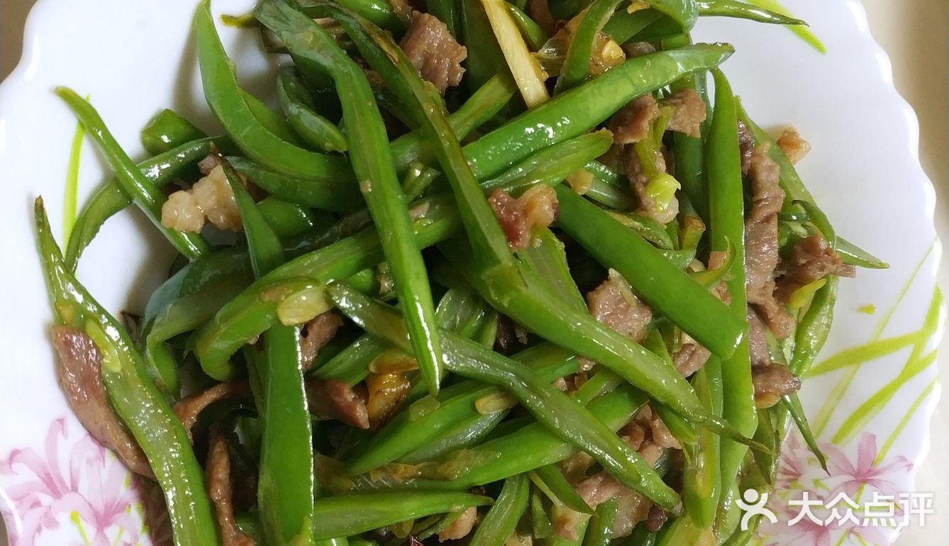 做了一份架梅炒肉 首先