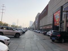 -鹿鼎国际购物广场