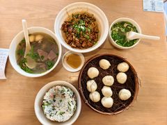 -佬钱湾仔(衣裳街店)