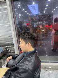 -藤野造型烫染·漂发