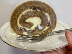 蔓越莓白巧瑞士卷-星巴克(泰安万达店)