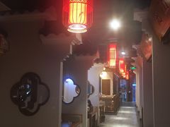 -万重锦·人文川菜馆(骡马市店)