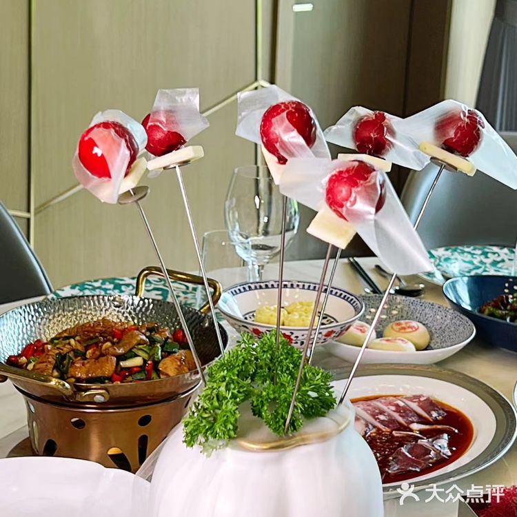 高尔夫球场里面的私厨！！这也太惬意了叭