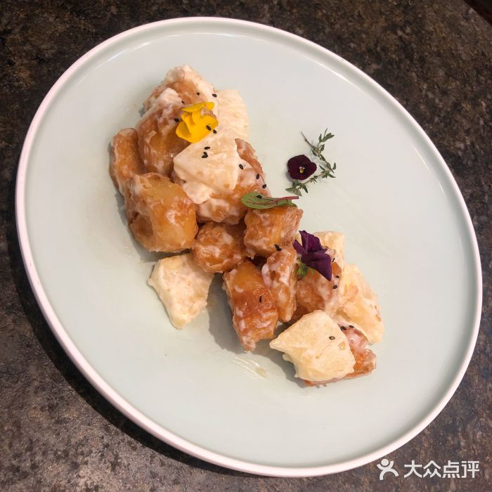 零度空间·台湾小馆(五道口购物中心店)菠萝油条虾图片