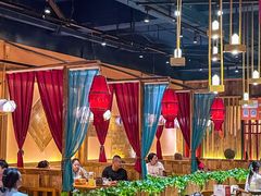 -老滇山寨•云南特色菜•地方菜•民族风情歌舞表演(金碧店)