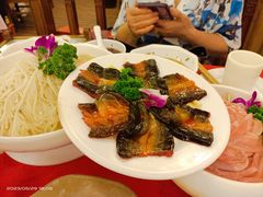 麻辣嫩牛肉-山城年华老火锅(玉林店)