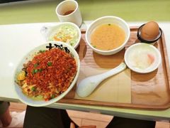 -熊吞·大碗丼烧肉饭(济宁万达广场店)