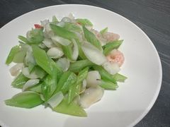 -梁家大院•农家菜(昆山会展中心店)