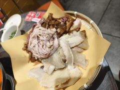 -辛森家猪蹄火锅(台东店)