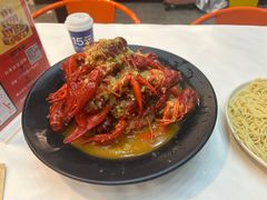 -老鄞江清水龙虾•赵赵家(江北店)