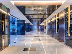 -上海龙之梦万丽酒店