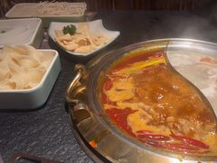 -熊喵来了火锅·牧场好肉(邯郸邯山万达店)