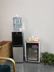 -茶发Salon·烫发染发理发