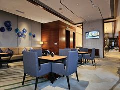 -中山利和希尔顿酒店