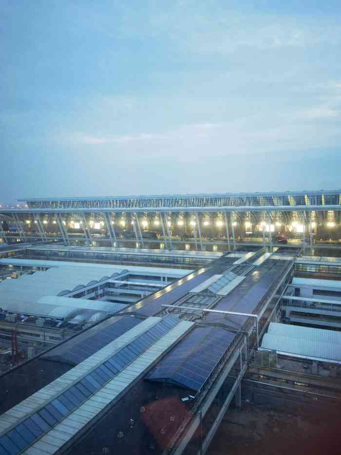 上海大众空港宾馆-"酒店虽然在机场中间 但是非常安静 房间干.