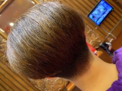 -红人馆造型世爵国际