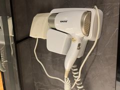 -全悦酒店(广州天河林和西地铁站店)