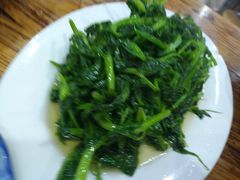 炒豌豆尖-雨田饭店(华兴东街店)