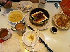 -新大咀港式茶餐厅(宝山万达店)