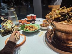 -锅立方•炭火蛙锅(六合万达广场店)