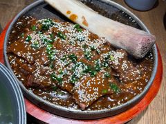 伴山嫩烤牛肋骨-蜜桃餐厅·伴山(湖滨商业街店)