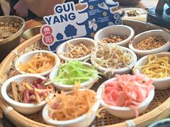 -包整·丝娃娃(甲秀楼景观店)