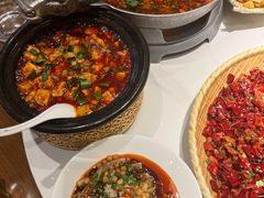 -万重锦·人文川菜馆(骡马市店)