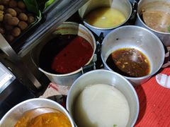 -汤锅大王(新平曹苏黄牛汤锅有限公司)