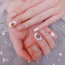 -艾妮世家