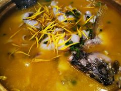 思茅酸汤鱼片-老滇山寨•云南特色菜•地方菜•民族风情歌舞表演(金碧店)