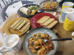 -HELLO 27 意面·沙拉·帕尼尼