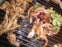-燚店·铁板鱼蛙·烤肉·烤串(北新桥店)