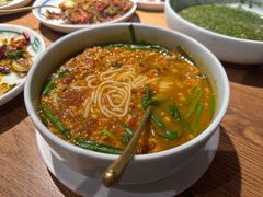 -一坐一忘云南菜(嘉里中心店)